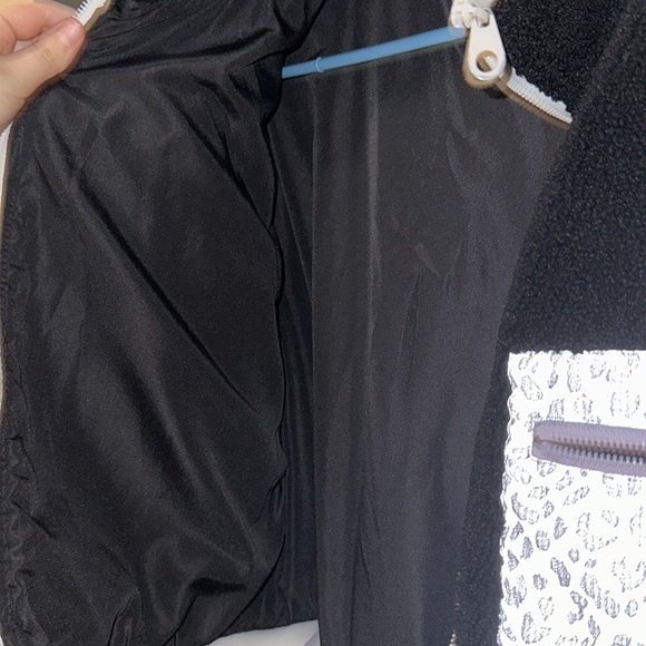 Jacket - Picture 3 of 4